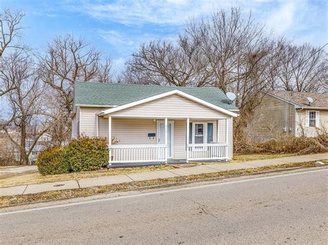 Zestimate per sqft. $97. Zestimate history & details. Chevron Down. (Undisclosed Address), Park Hills, MO 63601 is currently not for sale. The 840 Square Feet single family home is a 2 beds, 1 bath property. This home was built in 1901 and last sold on 2023-04-27 for $79,900.